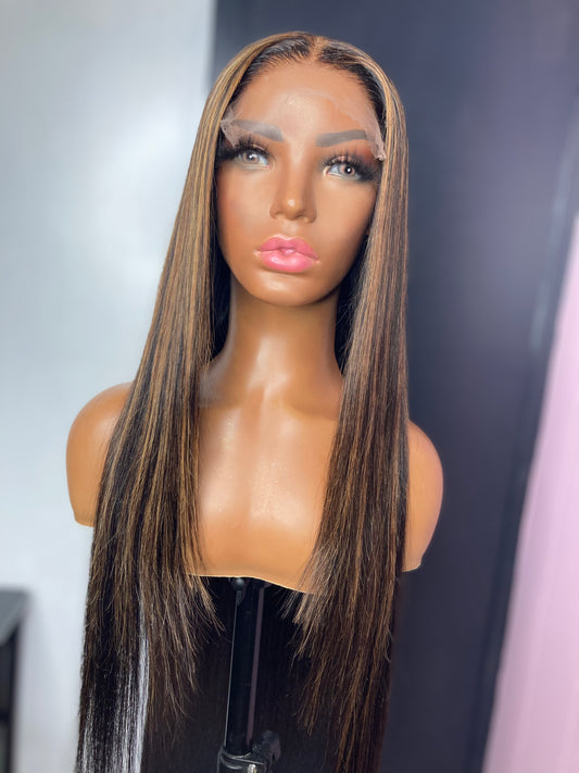 Kelly (Pre Order)